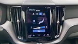 Volvo XC60 R-DESIGN, B4 AWD, 145+10 kW / - náhled 18