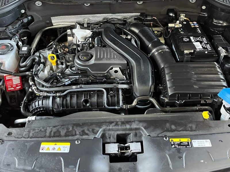 Škoda Karoq (2024) 1.5 TSI Sportline - fotka 16 z 20
