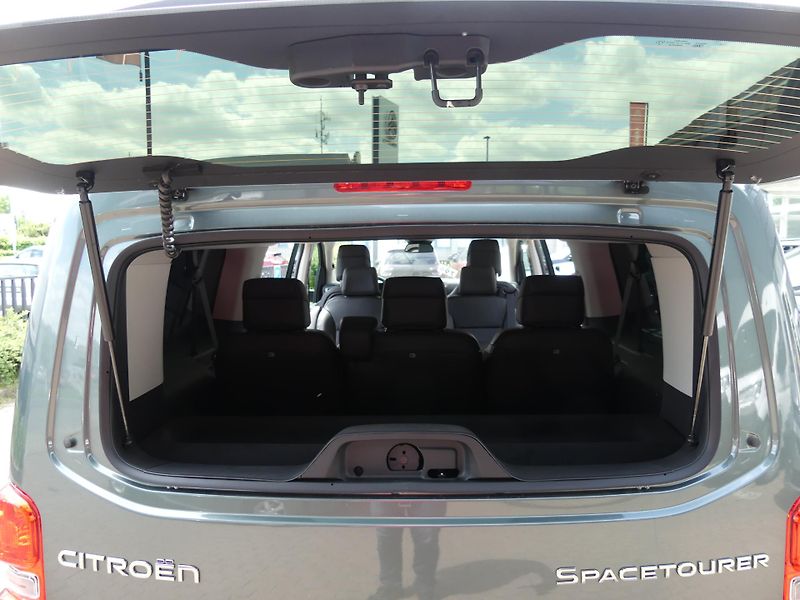 Citroën SpaceTourer (2026) SHINE L3 2.2 BHDi 180 VIP pack - fotka 16 z 34