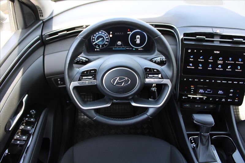 Hyundai Tucson 1,6 TGDI  1MAJ,AT,SMART,ZÁRUKA - fotka 11 z 35