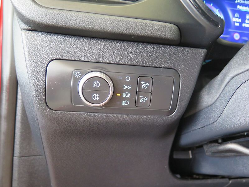 Ford Kuga (2021) 1.5TDCi,navi,360°,ST Line - fotka 25 z 50
