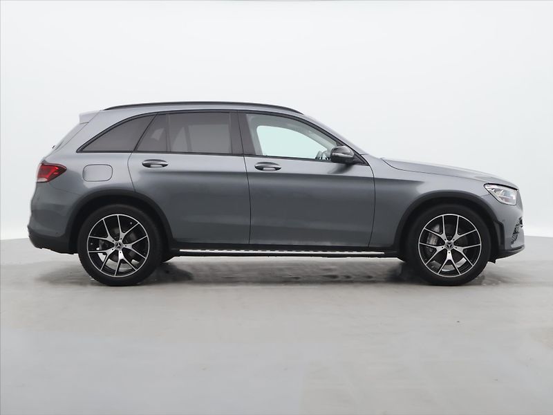 Mercedes-Benz GLC 2,0 220d 143kW 4X4 LED - fotka 8 z 37