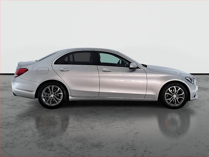 Mercedes-Benz Třídy C (2014) C 180, Automat, Kůže, Tempomat - fotka 6 z 20