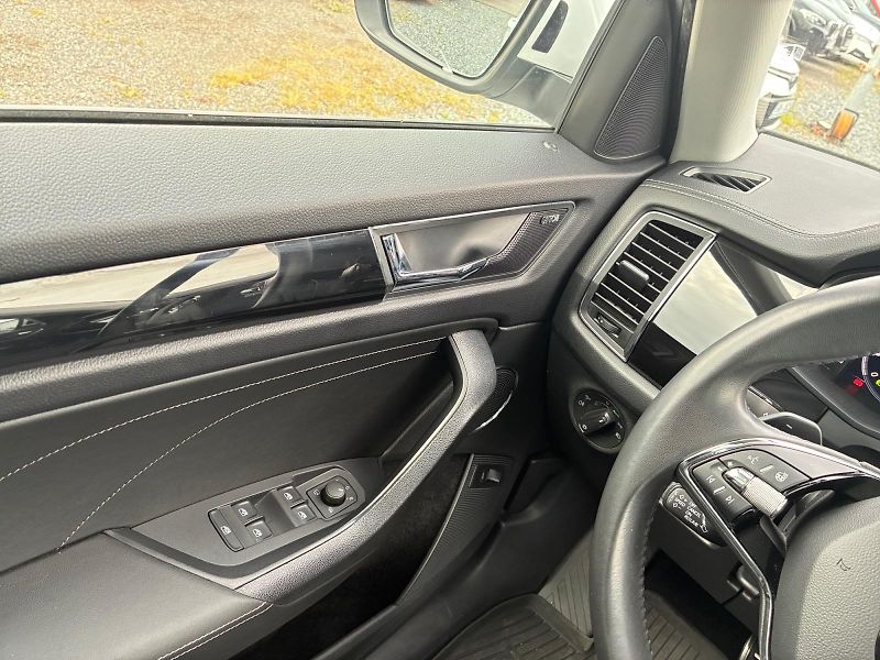 Škoda Kodiaq (2022) L&K 2.0TDI 147kW DSG 4x4 TAŽNÉ - fotka 11 z 11