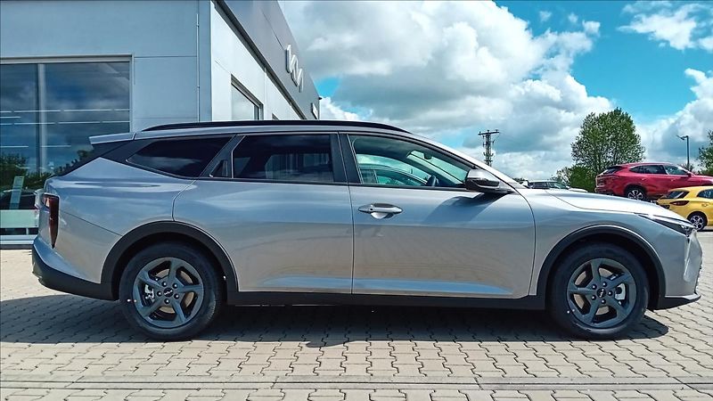 Kia K4 1,6 T-GDi SW 7DCT EXCLUSIVE 11 - fotka 3 z 10