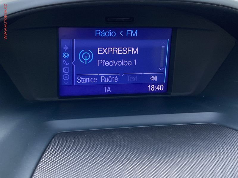 Ford Grand C-MAX (2013) 2.0TDCi, Bixen, navi, kamera - fotka 16 z 17