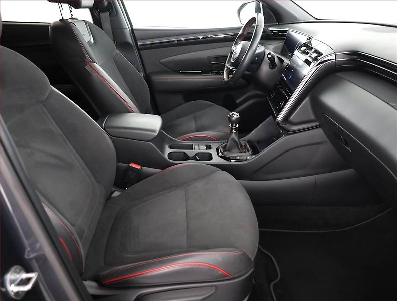 Hyundai Tucson (2022) N-Line 1.6 T-GDI - fotka 7 z 15