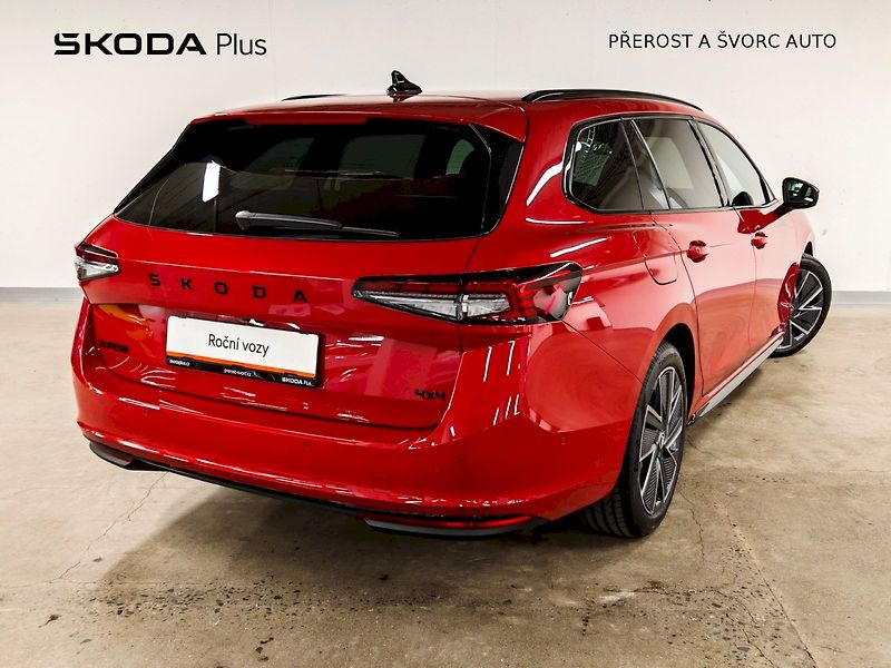 Škoda Superb (2025) Combi 2.0 TDI 142 kW DSG 4x4 S - fotka 2 z 36
