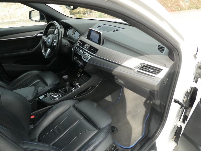 BMW X2 2,0D110kW M SPORT kůže manuál  - fotka 11 z 15