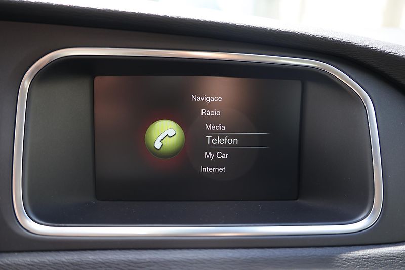 Volvo V40 (2015) - fotka 15 z 24
