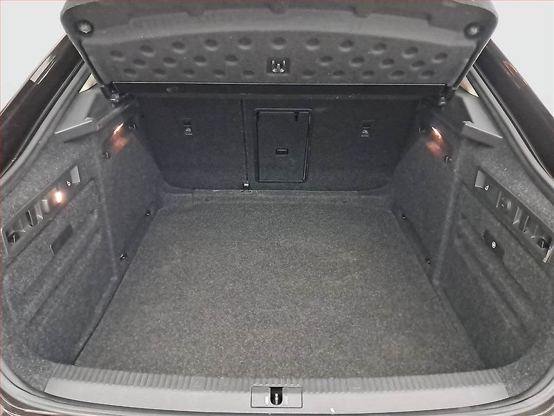 Škoda Superb (2016) 2.0 TDI, Automat, Kůže, Navi - fotka 14 z 24