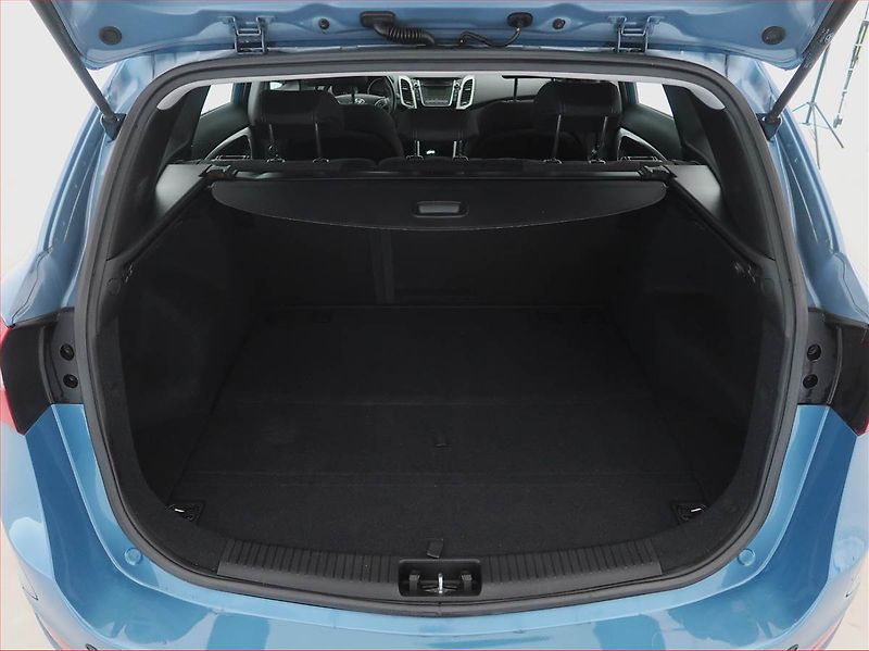 Hyundai i30 (2013) 1.6 GDI, Serv.kniha, Tempomat - fotka 13 z 18