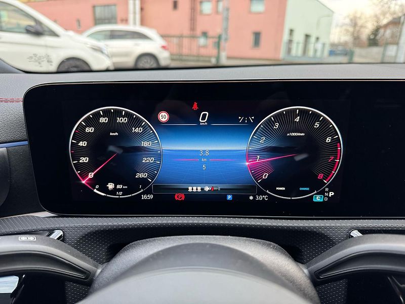 Mercedes-Benz CLA 200 Shooting Brake AKCE - fotka 14 z 32