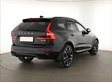 Volvo XC60 (2023) D5 AWD - náhled 4