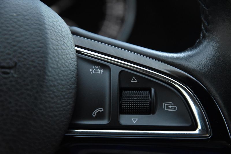 Škoda Superb 2.0 TDi CR,DKLIMA,VÝHŘEV,TEMP - fotka 15 z 50