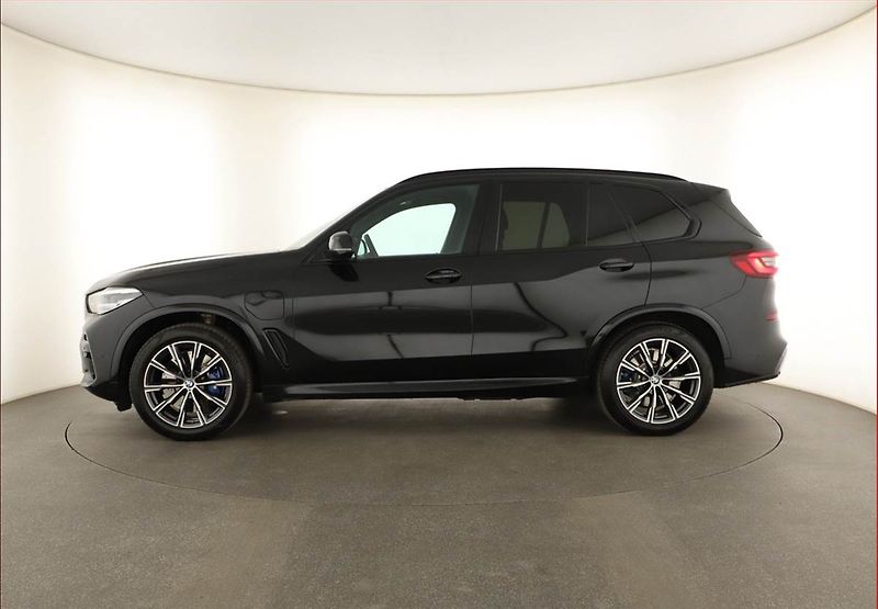 BMW X5 (2020) xDrive45e iPerf. - fotka 3 z 19