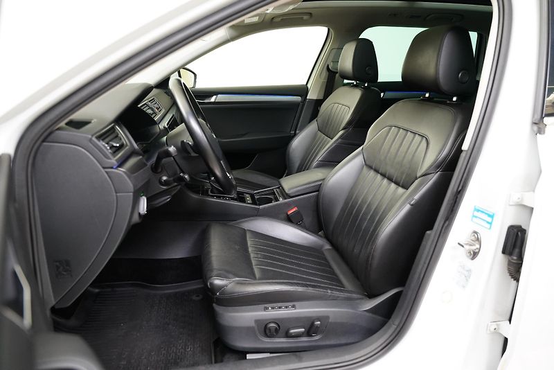 Škoda Superb - fotka 11 z 29