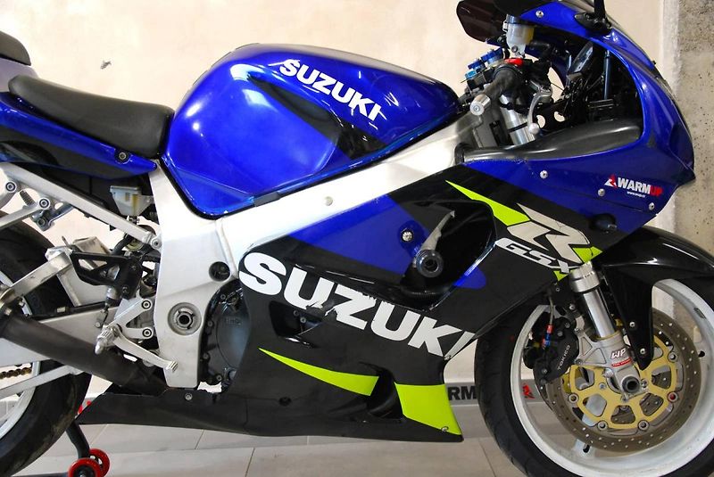 Suzuki GSX-R 750 (2001) - fotka 7 z 21