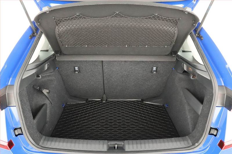 Škoda Kamiq (2025) Selection 1.0 TSI - fotka 15 z 16