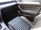 Volkswagen Passat (2015) 2.0TDI 110kW DSG HIGHLINE - náhled 13