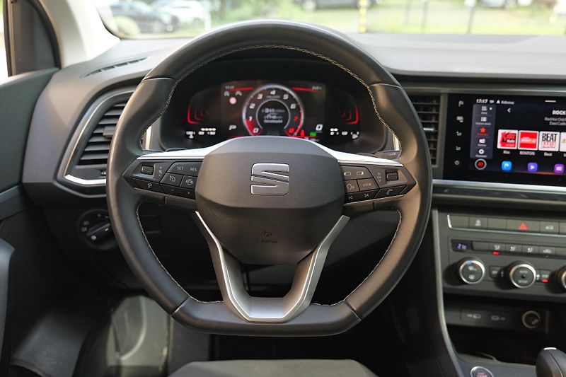 Seat Ateca 1.5 TSI DSG ACC Kam LED KESSY - fotka 16 z 34