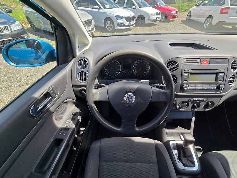 Volkswagen Golf (2005) 1.6 Trend DSG - fotka 14 z 23