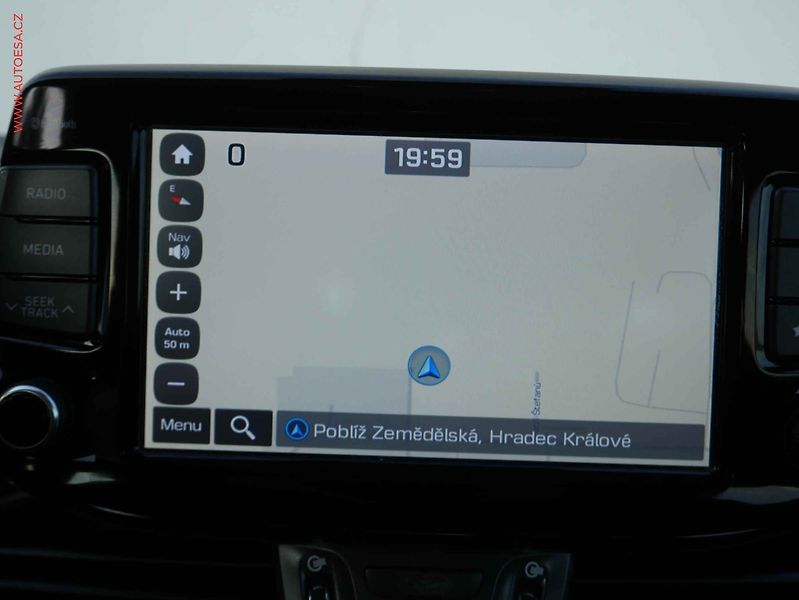 Hyundai i30 (2017) 1.6CRDi, ČR, Navi - fotka 14 z 19