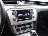 Volkswagen Passat 2,0 TDI 110kW Comfortline Navi - náhled 21