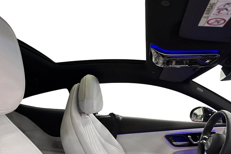 Mercedes-Benz CLE 300 4M AMG Pano HuD 360 Venti - fotka 13 z 18