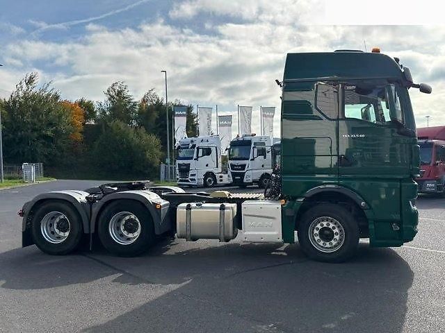 MAN TGX (2024) 33.540 6x4 tahač EURO 6 - fotka 6 z 20