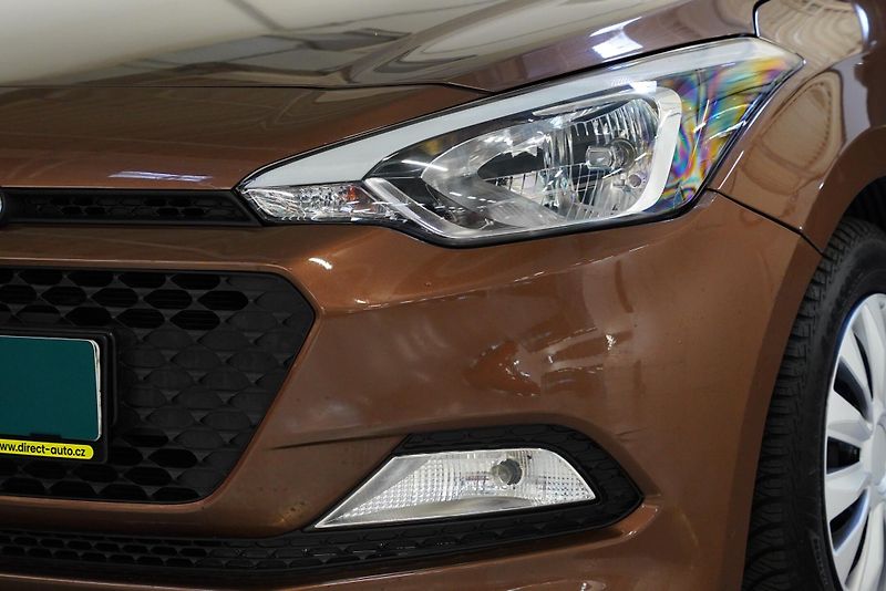 Hyundai i20 - fotka 9 z 24