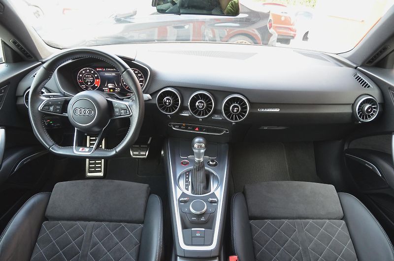 Audi TTS (2019) 2.0 TFSi 225kW Quattro / 46tkm - fotka 22 z 52