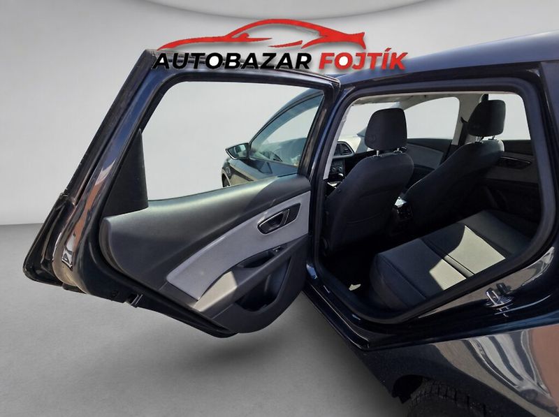 Seat Leon (2021) 1.5 TSGi Style DSG - fotka 11 z 22
