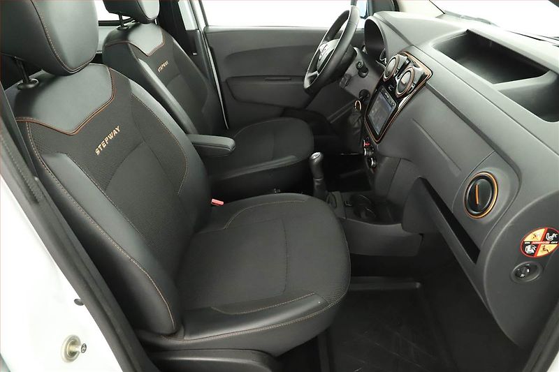 Dacia Dokker (2017) Stepway 1.6 SCe, 5Míst - fotka 7 z 15