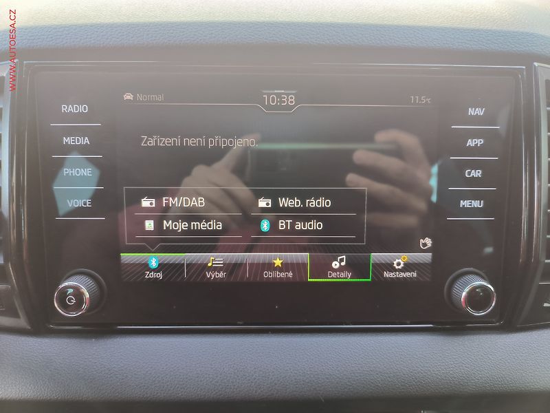 Škoda Karoq (2023) 1.5 TSI, 1.maj,ČR, SportLine - fotka 12 z 27