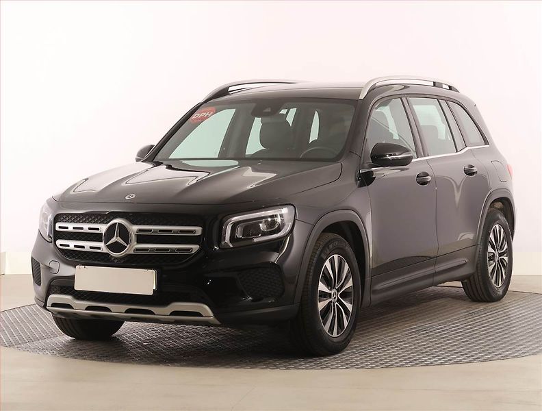 Mercedes-Benz GLB (2022) Progressive 200, digi klima - fotka 2 z 22