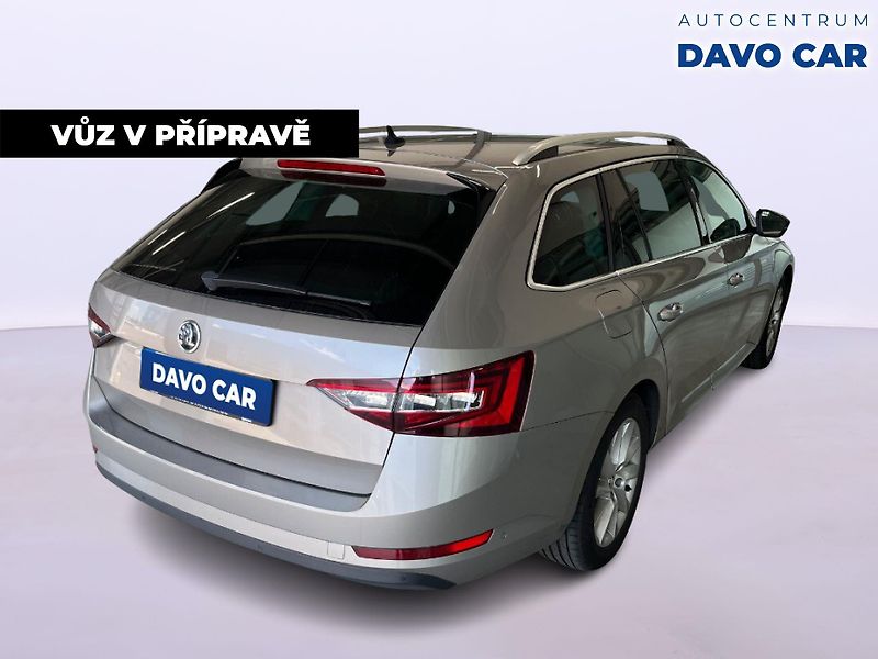 Škoda Superb 2,0 TDI DSG Style+ Kůže DPH - fotka 3 z 12