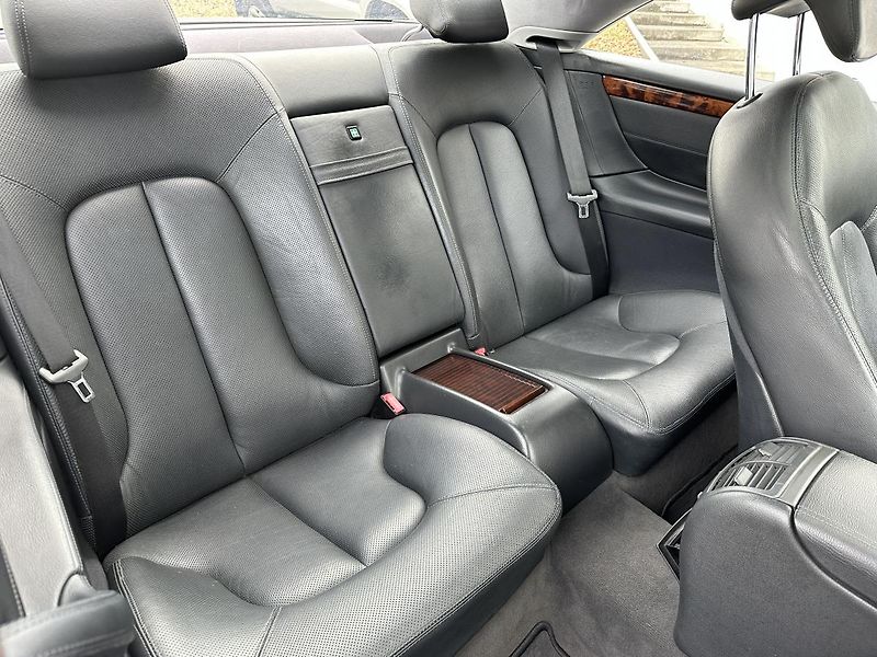 Mercedes-Benz CL 500 - fotka 16 z 17