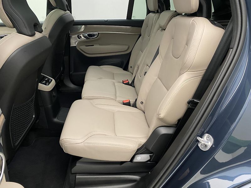 Volvo XC90 T8 AWD RECHARGE BRIGHT ULTRA 7 - fotka 5 z 73