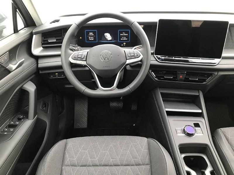 Volkswagen Tayron (2025) People 7DSG mHEV 1,5eTSi - fotka 6 z 7