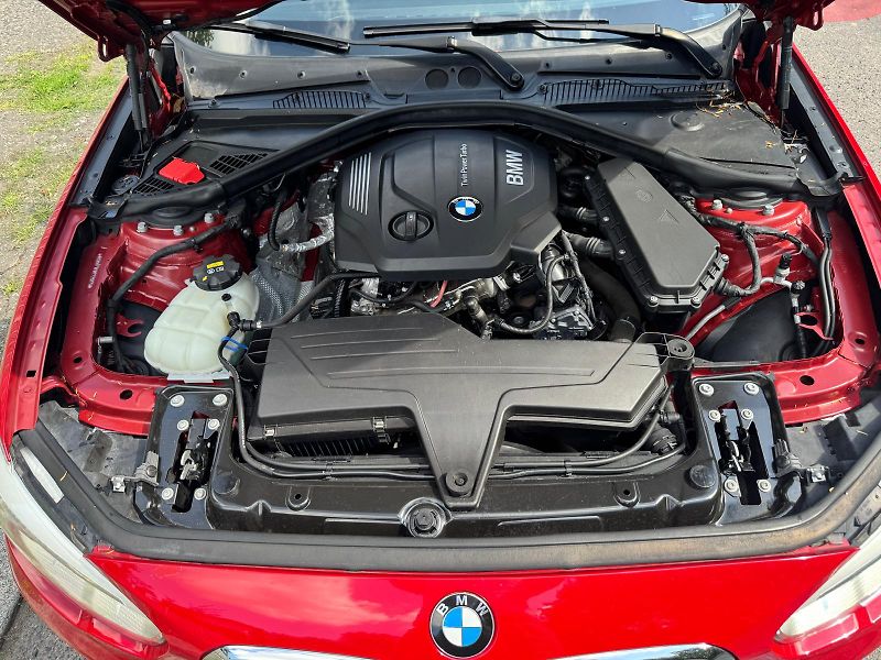 BMW Řada 1 (2015) 116 d automat - fotka 22 z 22