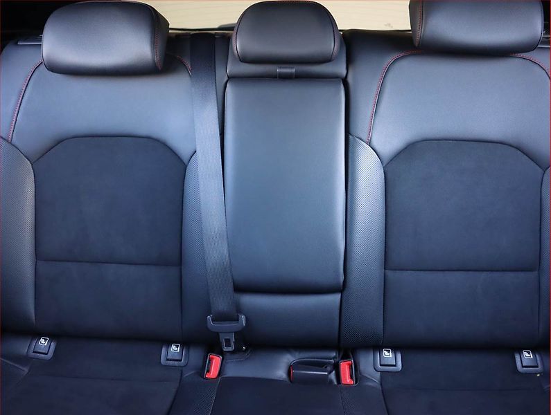 Kia Ceed (2019) GT Line 1.6 T-GDI GT, Automat - fotka 10 z 24