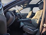 Volvo XC60 (2024) BE ULTIMATE, vzduch. pod., taž - náhled 9