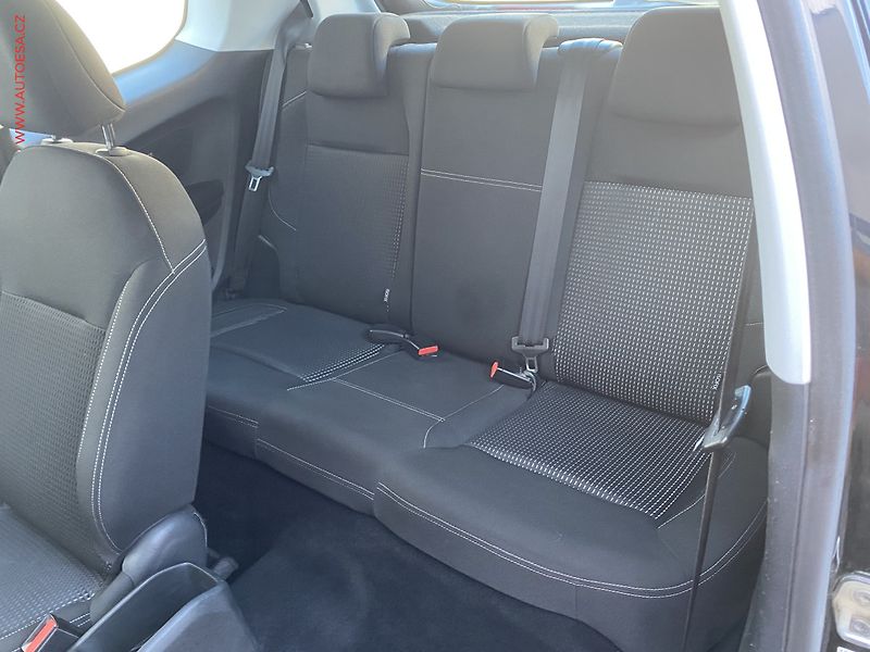 Peugeot 208 (2018) 1.2PT, Allure, navi - fotka 10 z 17