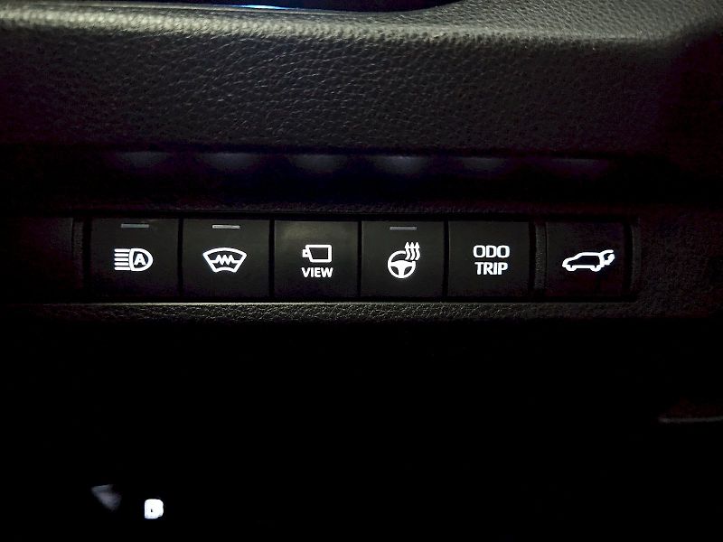 Toyota RAV4 (2024) 2.5PHEV 306k 4X4 SELECTION - fotka 22 z 26
