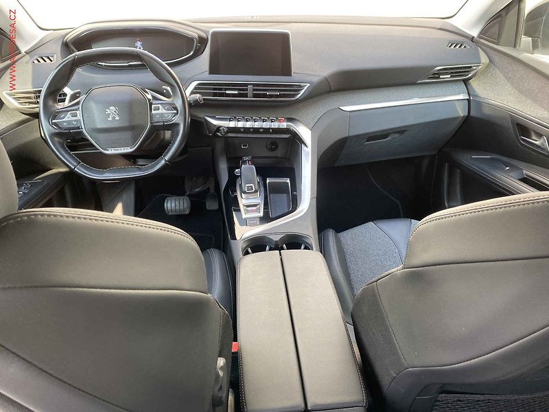 Peugeot 3008 (2020) 1.2 PT, Allure, AT, LED, TZ - fotka 8 z 19