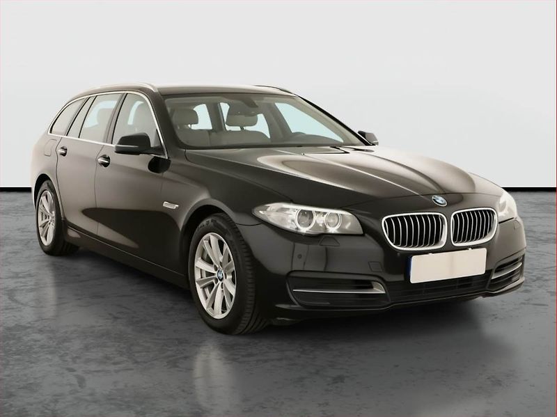 BMW Řada 5 (2015) 520d, Kůže, Bi-Xenony - fotografie inzerátu