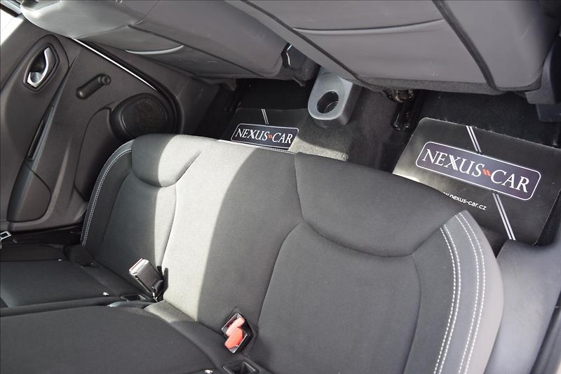 Renault Clio 1,2 i 54KW KLIMA ALU - fotka 20 z 47