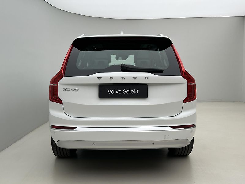 Volvo XC90 T8 AWD INSCRIPTION 7 MÍST AUT - fotka 12 z 49