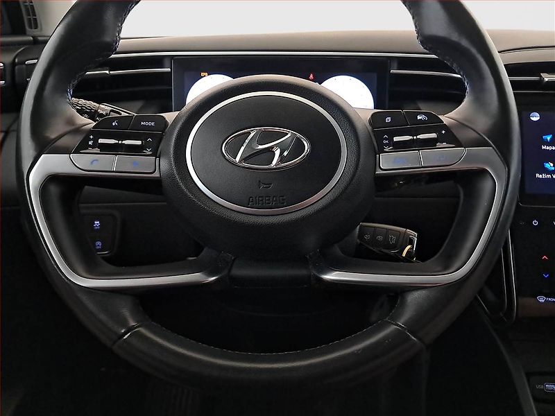 Hyundai Tucson (2022) 1.6 T-GDI - fotka 17 z 17